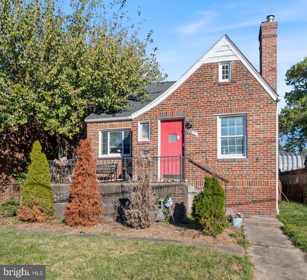 Washington, District of Columbia, 20011, United States, 4 Bedrooms Bedrooms, ,4 BathroomsBathrooms,Residential,For Sale,1973879