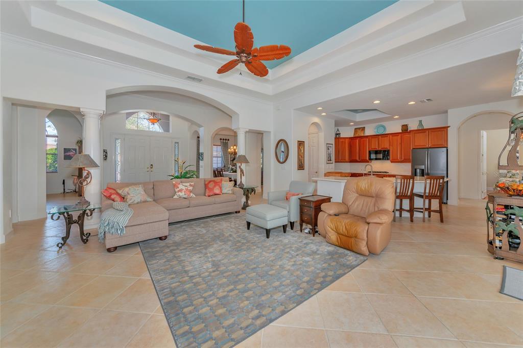 Bradenton, Florida, 34212, United States, 3 Bedrooms Bedrooms, ,3 BathroomsBathrooms,Residential,For Sale,1989547