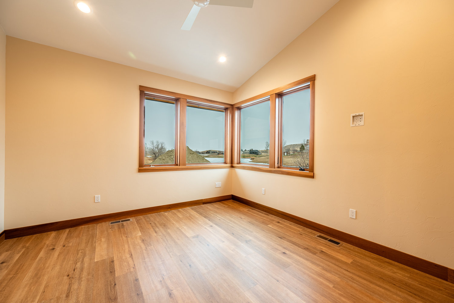 Sheridan, Wyoming, 82801, United States, 4 Bedrooms Bedrooms, ,4 BathroomsBathrooms,Residential,For Sale,1984212