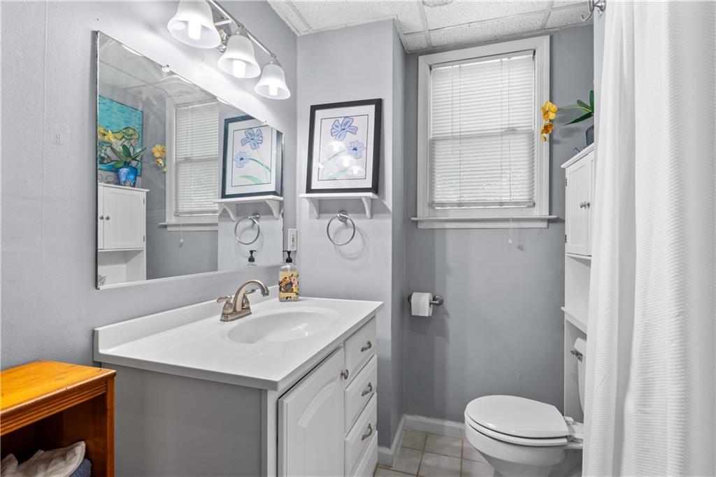 Canton, Georgia, 30114, United States, 4 Bedrooms Bedrooms, ,3 BathroomsBathrooms,Residential,For Sale,1934222