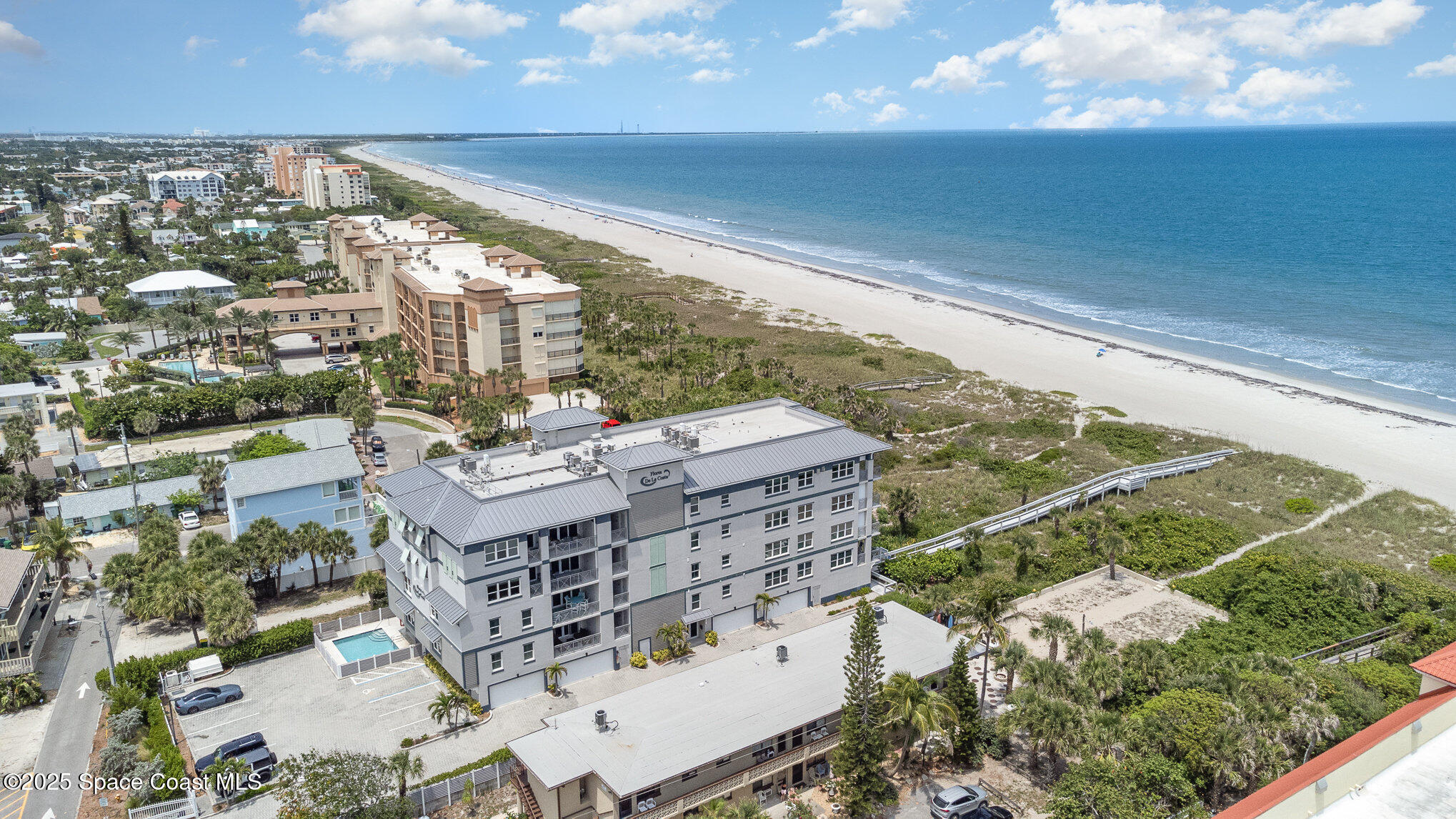 Cocoa Beach, Florida, 32931, United States, 2 Bedrooms Bedrooms, ,2 BathroomsBathrooms,Residential,For Sale,1975351