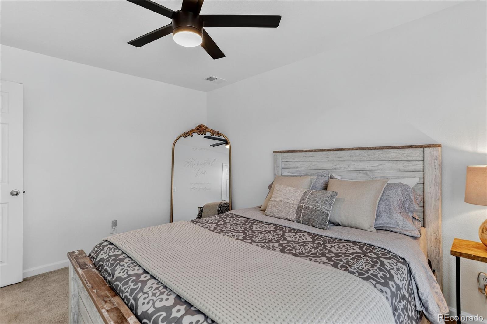 Castle Rock, Colorado, 80104, United States, 3 Bedrooms Bedrooms, ,2 BathroomsBathrooms,Residential,For Sale,1967525