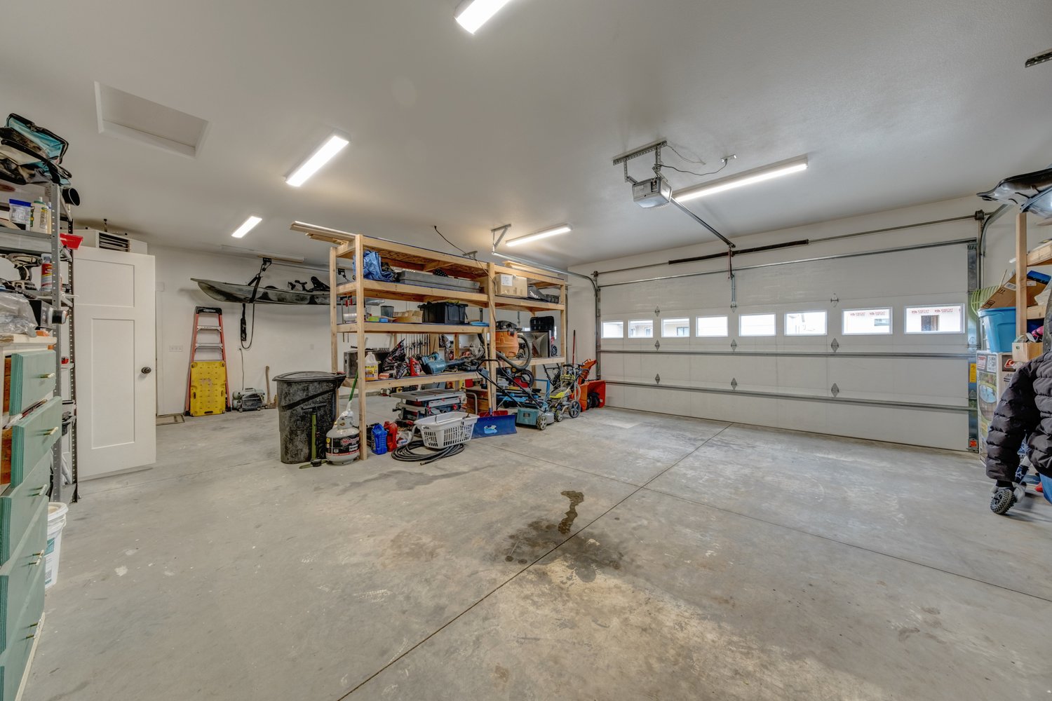 Ranchester, Wyoming, 82839, United States, 4 Bedrooms Bedrooms, ,3 BathroomsBathrooms,Residential,For Sale,1990445