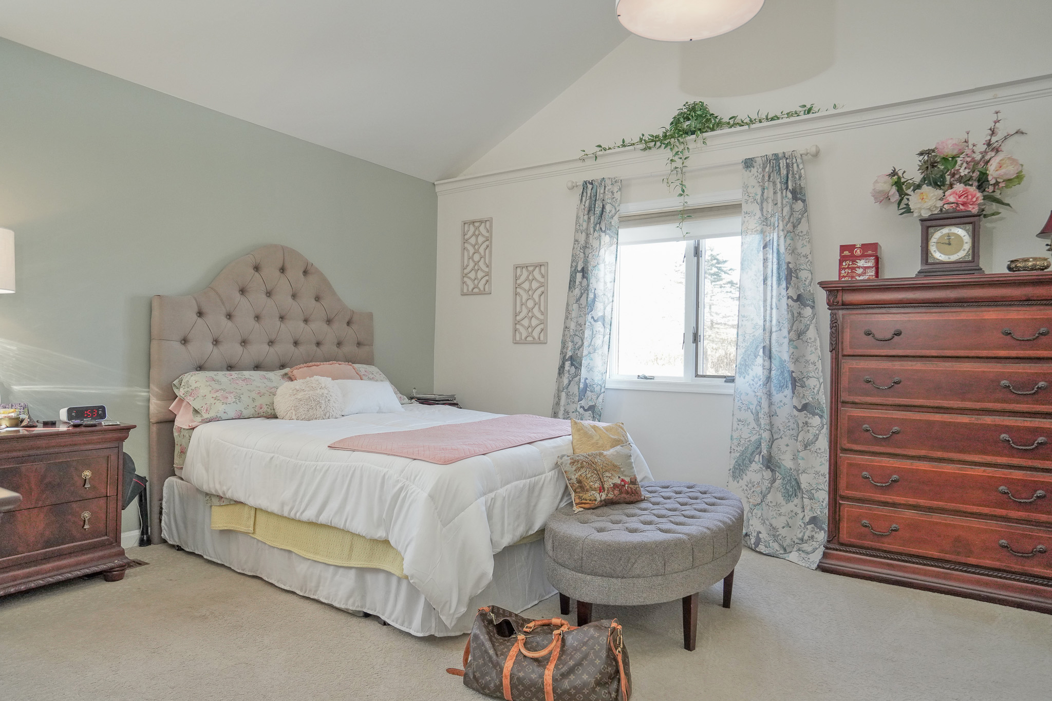 Tamaqua, Pennsylvania, 18252, United States, 4 Bedrooms Bedrooms, ,3 BathroomsBathrooms,Residential,For Sale,1980068