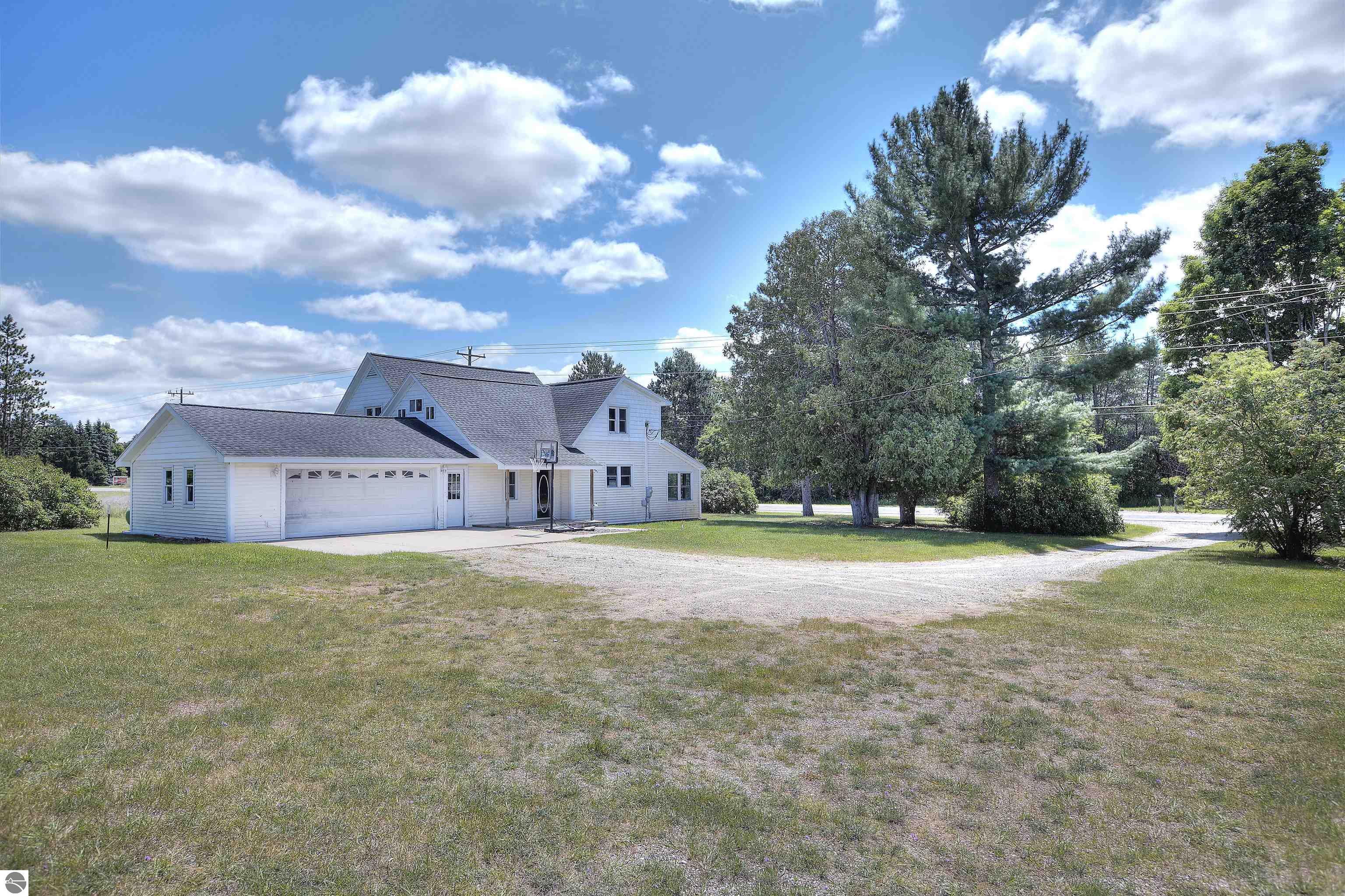 Interlochen, Michigan, 49643, United States, 5 Bedrooms Bedrooms, ,2 BathroomsBathrooms,Residential,For Sale,1896327