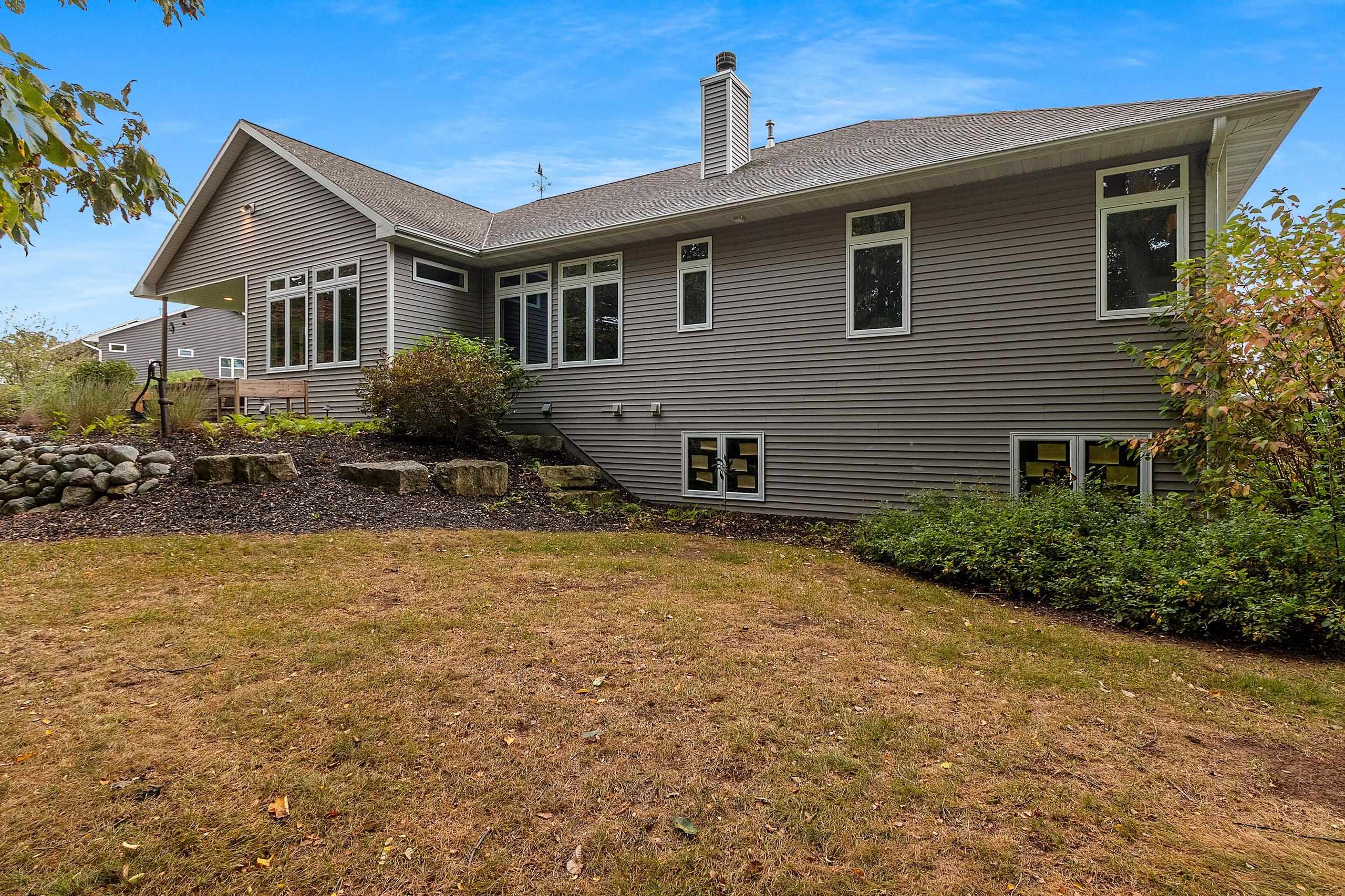 GREEN BAY, Wisconsin, 54311, United States, 3 Bedrooms Bedrooms, ,3 BathroomsBathrooms,Residential,For Sale,1997411