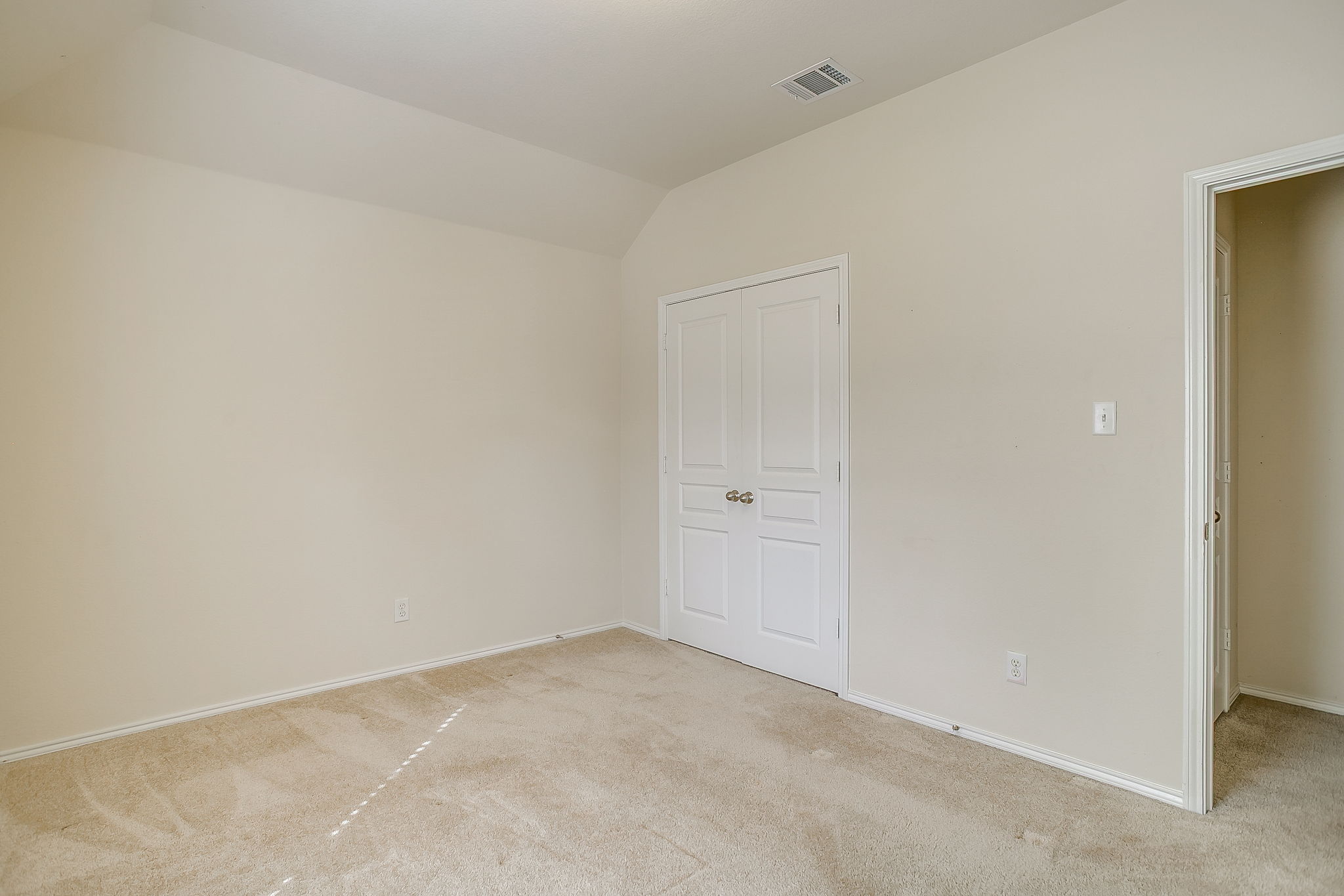  637 Brooks Street, Crowley, TX, 76036 - 物件實景