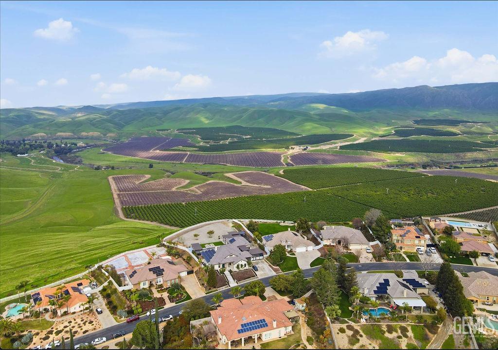 Bakersfield, California, 93306, United States, 3 Bedrooms Bedrooms, ,2 BathroomsBathrooms,Residential,For Sale,2005993