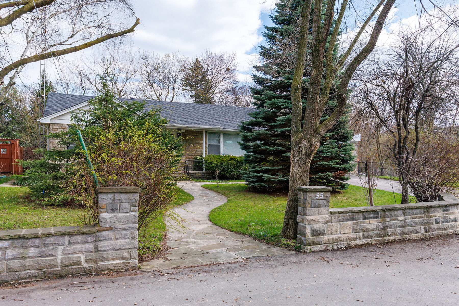  Detached Home - 物件實景