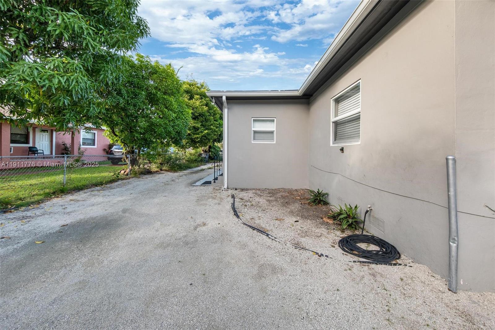 North Miami, Florida, 33168, United States, ,Residential,For Sale,1991833