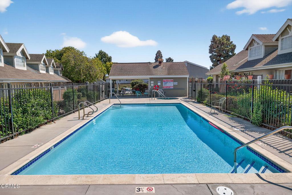 Ventura, California, 93004, United States, 2 Bedrooms Bedrooms, ,2 BathroomsBathrooms,Residential,For Sale,1934280