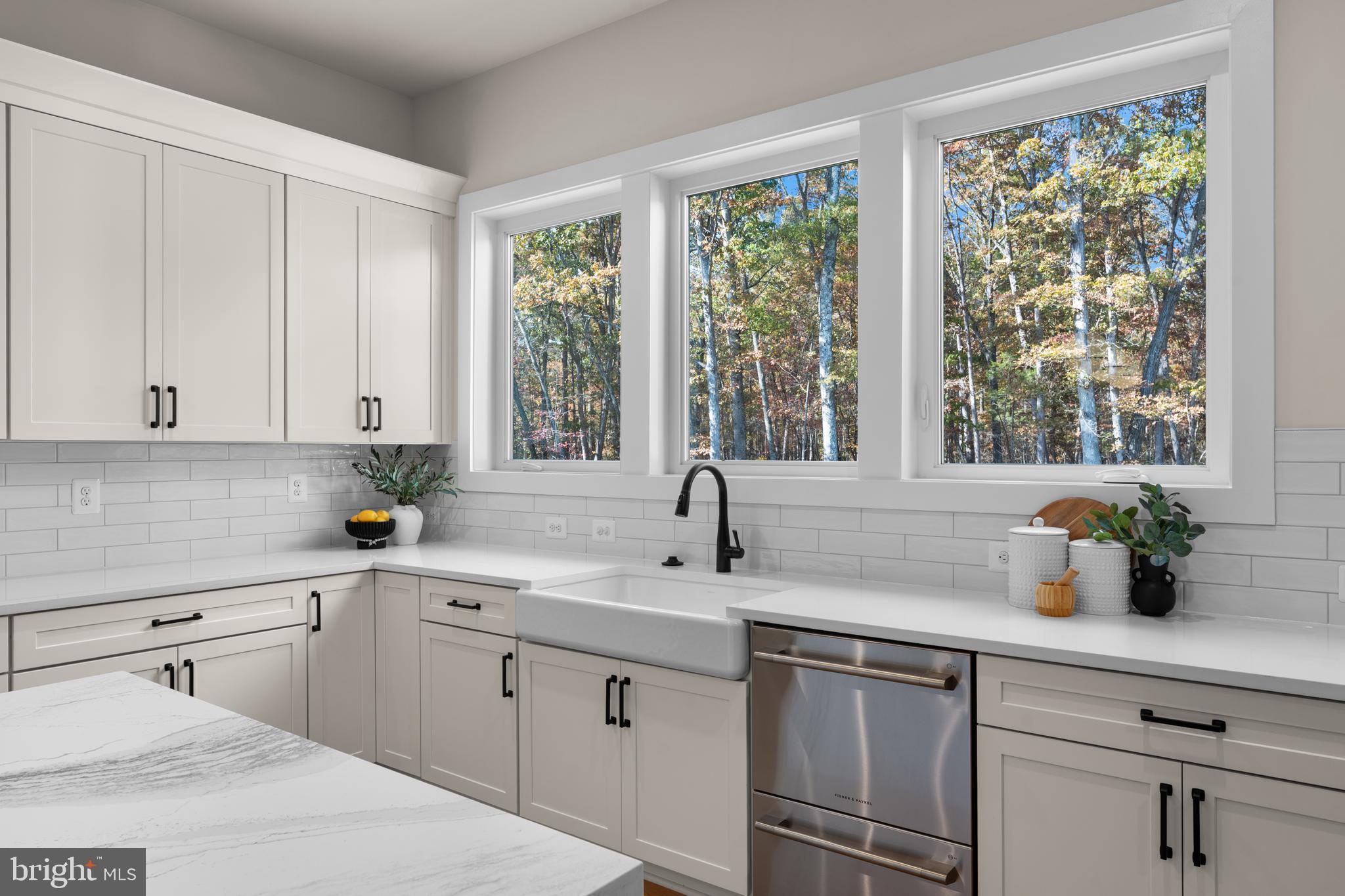 Broad Run, Virginia, 20137, United States, 6 Bedrooms Bedrooms, ,6 BathroomsBathrooms,Residential,For Sale,1977753