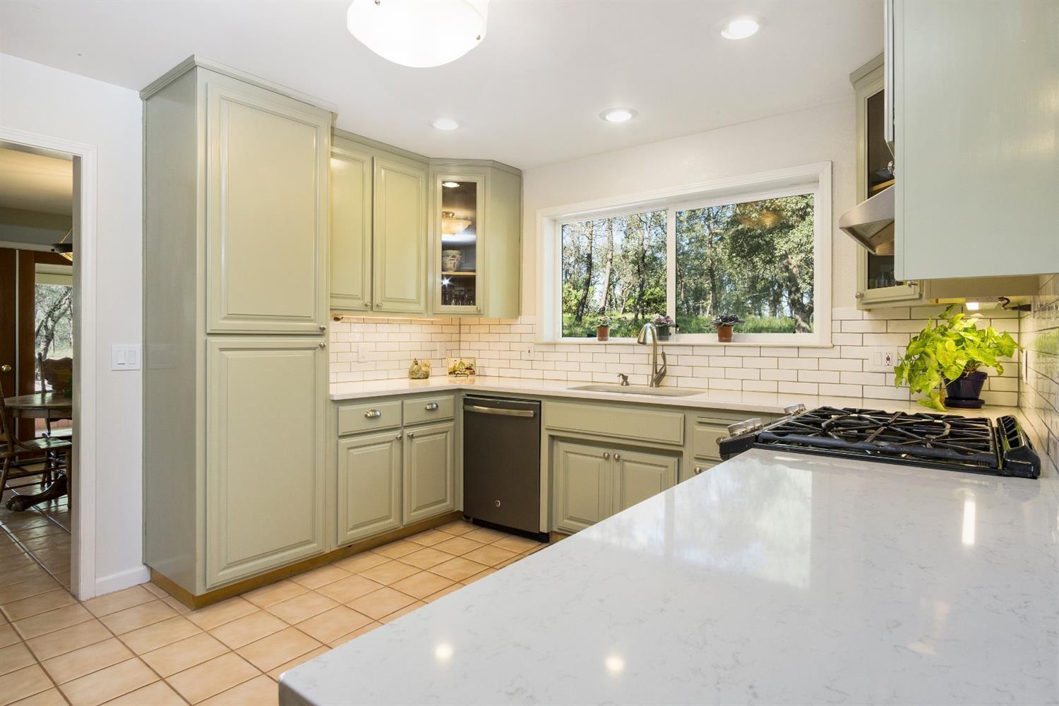 Oregon House, California, 95962, United States, 4 Bedrooms Bedrooms, ,3 BathroomsBathrooms,Residential,For Sale,1976473