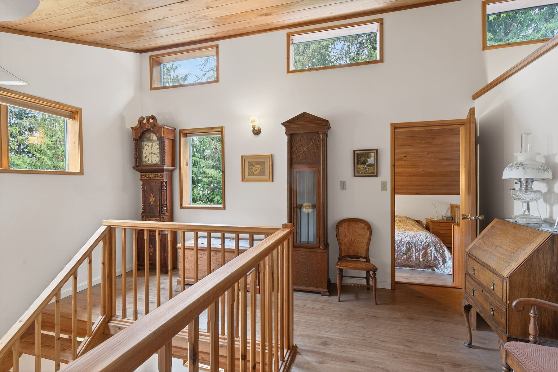  Rare Waterfront Gem - 物件實景