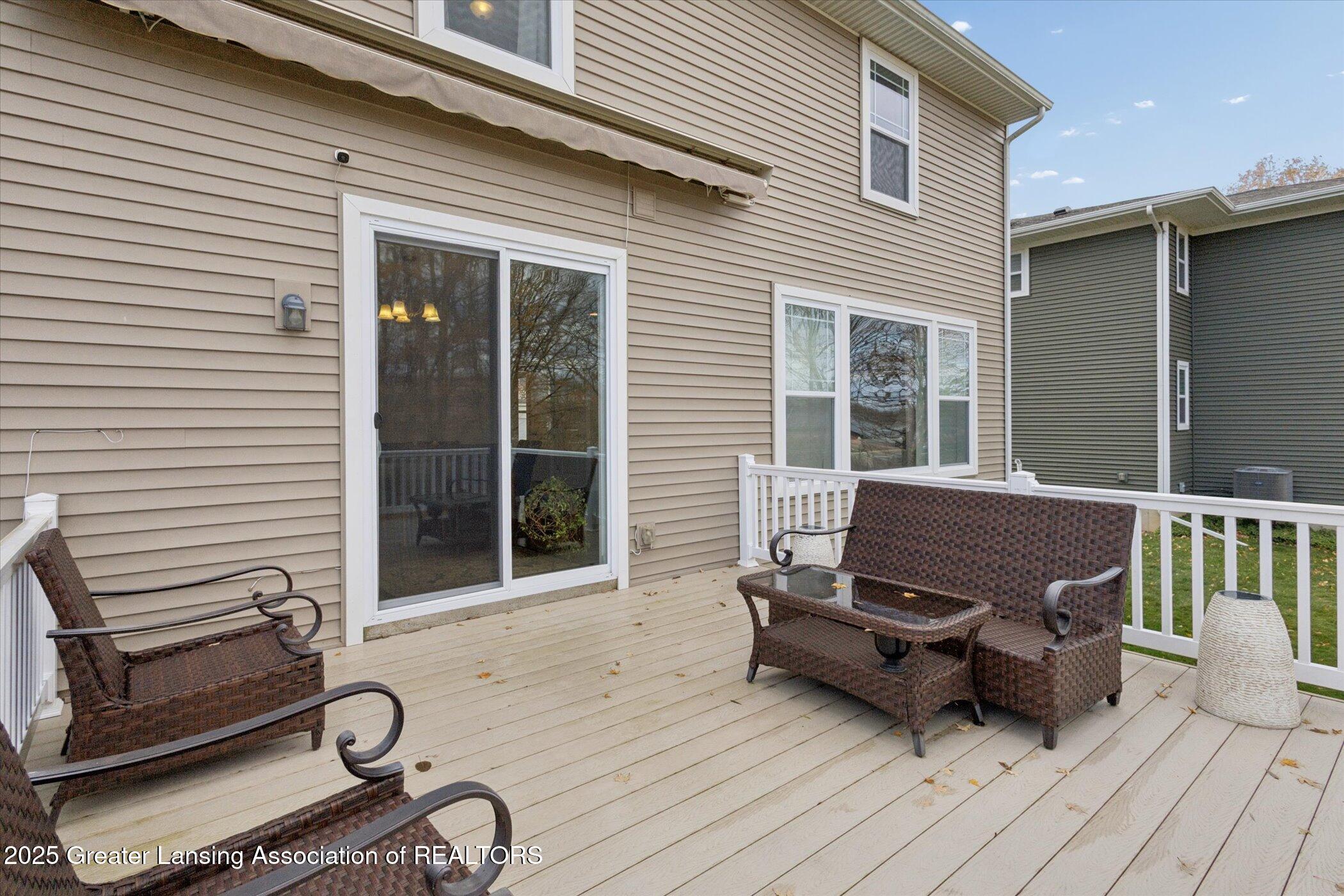 Okemos, Michigan, 48864, United States, 4 Bedrooms Bedrooms, ,4 BathroomsBathrooms,Residential,For Sale,1992112