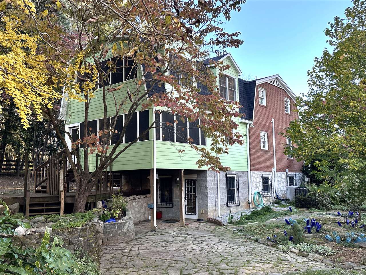 Bowling Green, Kentucky, 42103, United States, 4 Bedrooms Bedrooms, ,5 BathroomsBathrooms,Residential,For Sale,1991633