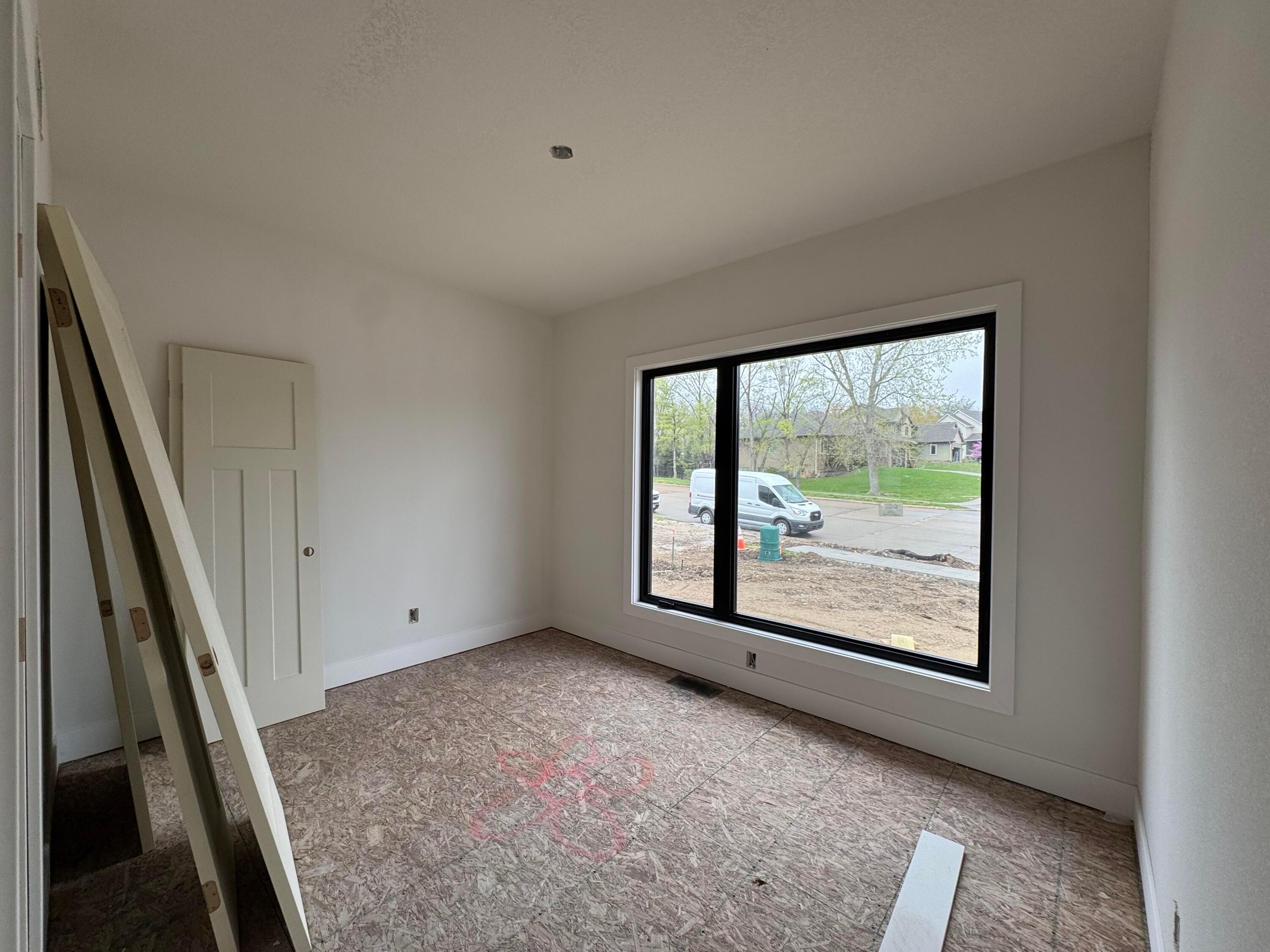 Johnston, Iowa, 50131, United States, 2 Bedrooms Bedrooms, ,3 BathroomsBathrooms,Residential,For Sale,1845124