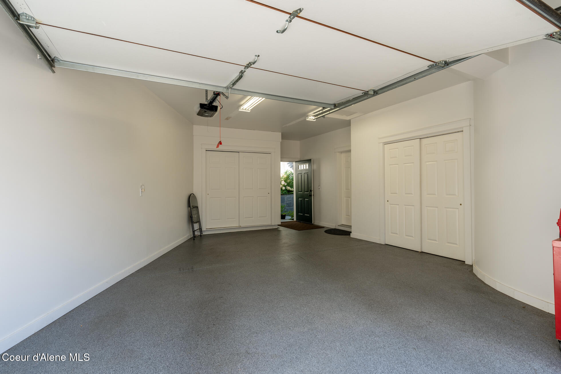 Coeur d'Alene, Idaho, 83814, United States, 4 Bedrooms Bedrooms, ,5 BathroomsBathrooms,Residential,For Sale,1864122