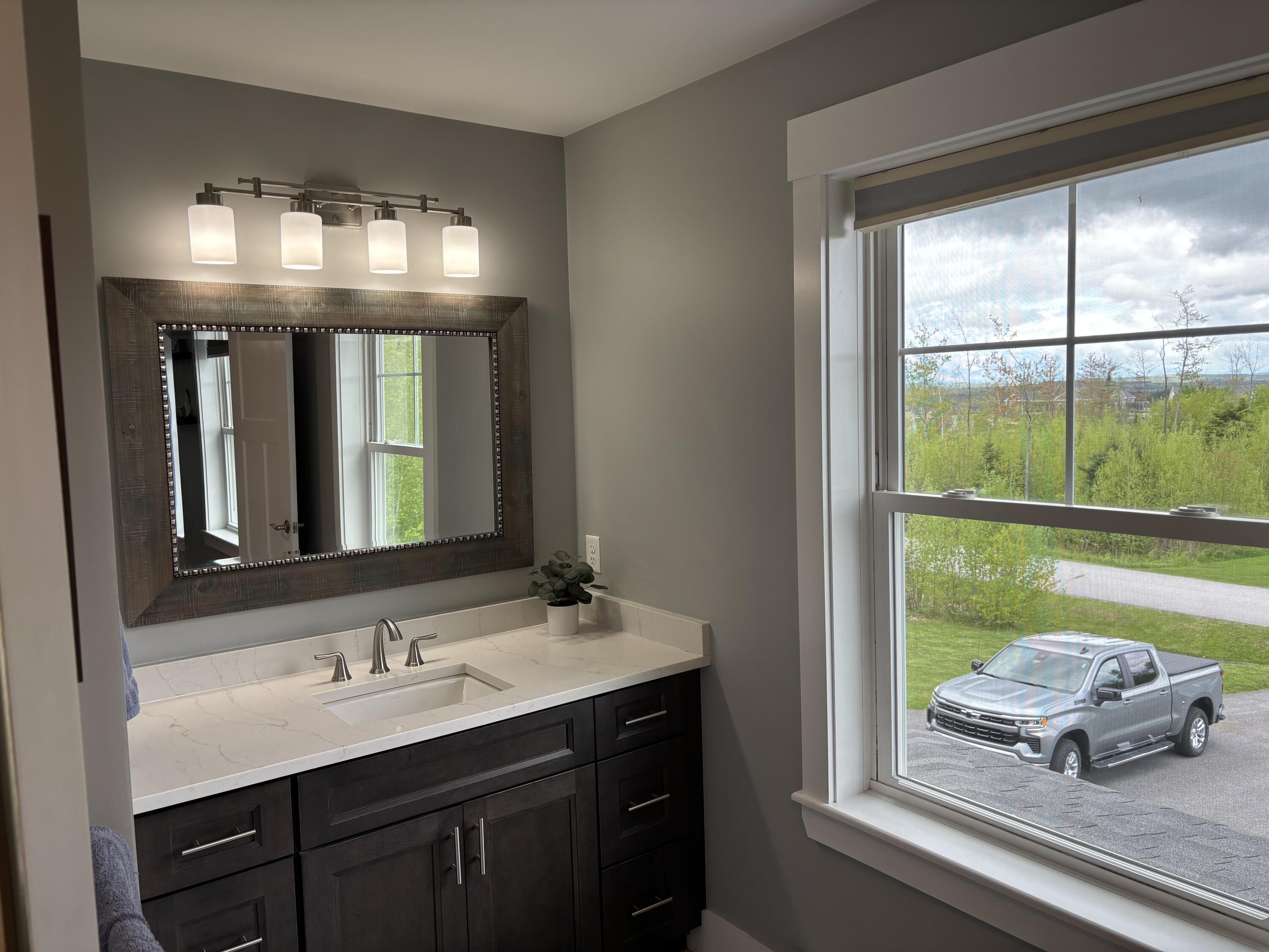 Auburn, Maine, 04210, United States, 3 Bedrooms Bedrooms, ,3 BathroomsBathrooms,Residential,For Sale,1921263