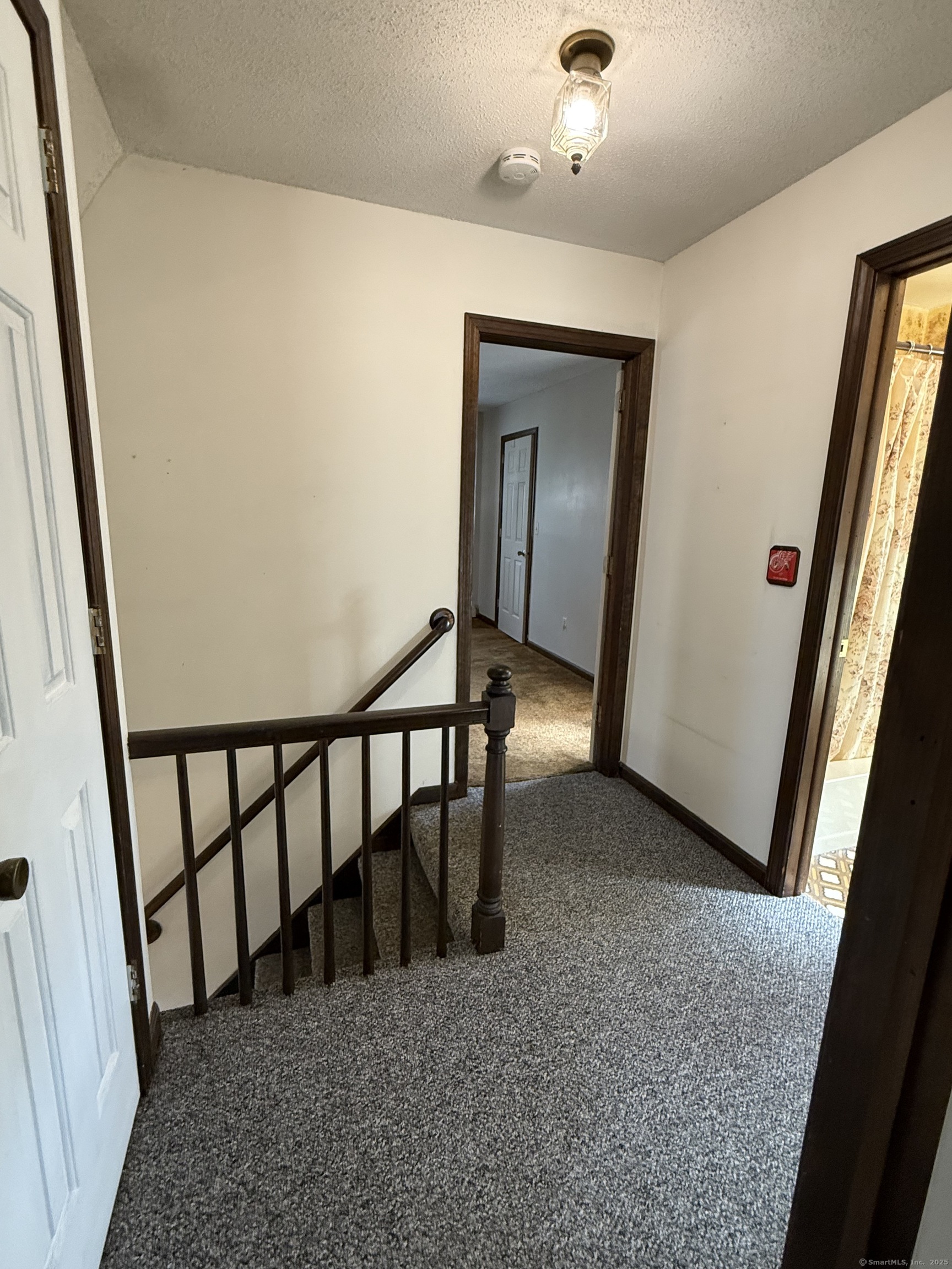 Waterford, Connecticut, 06385, United States, 3 Bedrooms Bedrooms, ,3 BathroomsBathrooms,Residential,For Sale,1970743