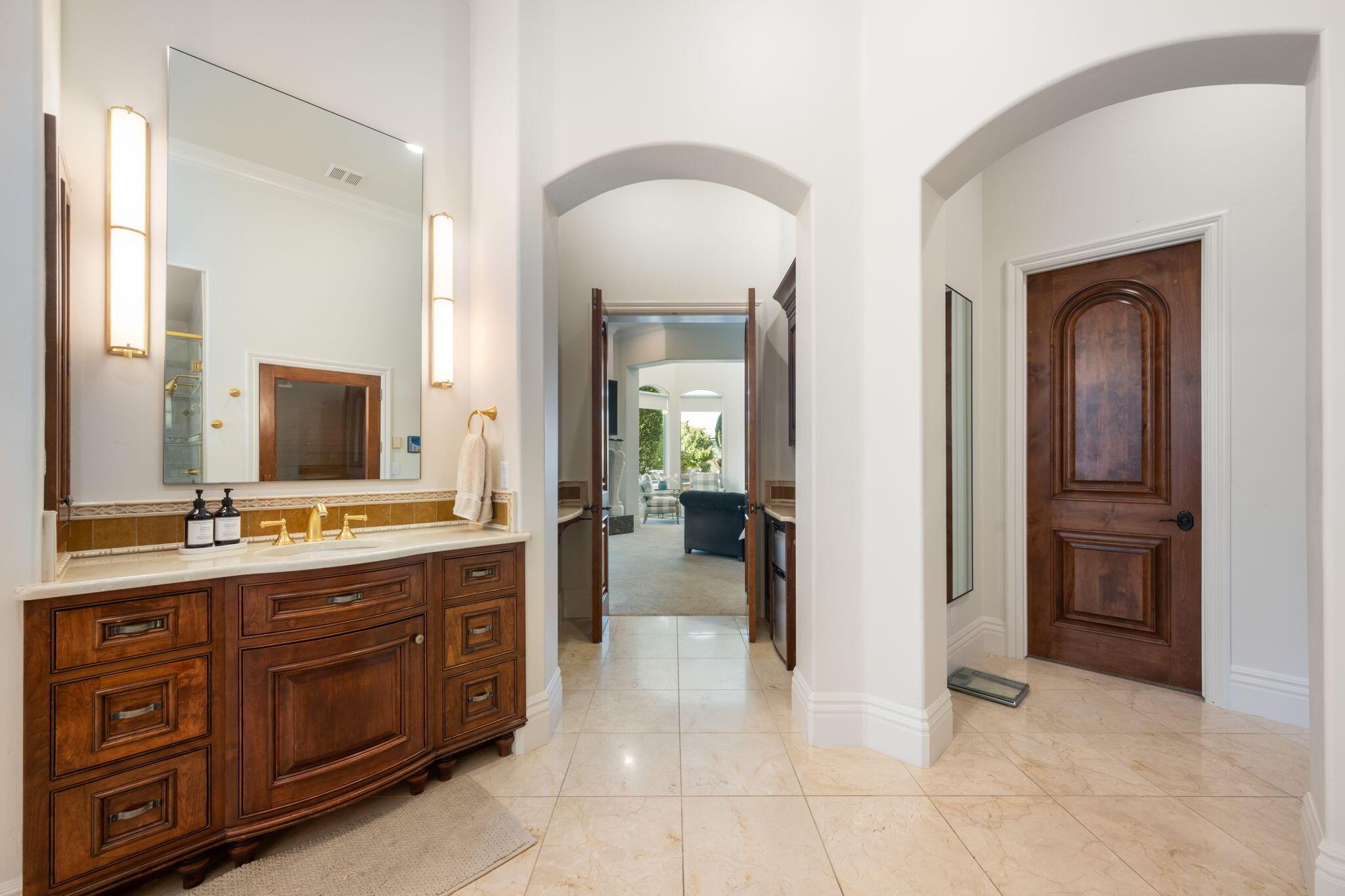 Washington, Utah, 84780, United States, 6 Bedrooms Bedrooms, ,8 BathroomsBathrooms,Residential,For Sale,1916312