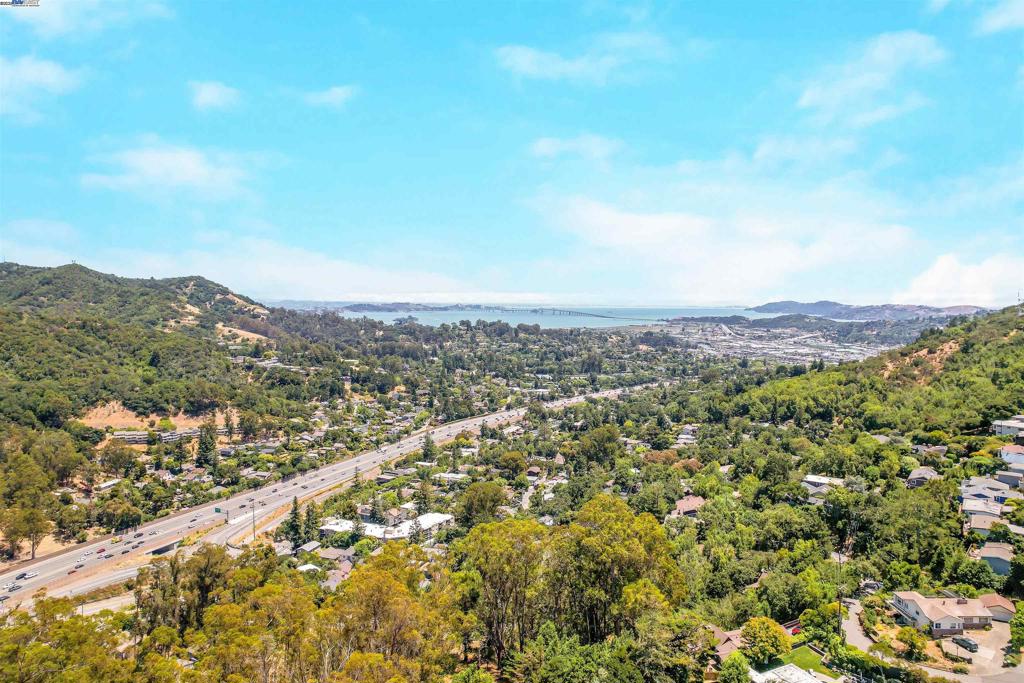 San Rafael, California, 94903-3840, United States, 3 Bedrooms Bedrooms, ,3 BathroomsBathrooms,Residential,For Sale,1987101