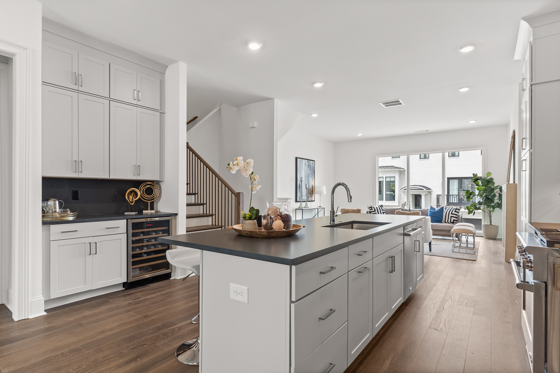  Upscale City Living in Beautiful New Townhome - 物件實景