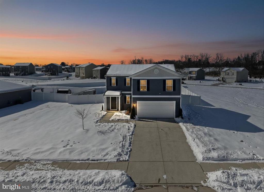 Berryville, Virginia, 22611, United States, 4 Bedrooms Bedrooms, ,3 BathroomsBathrooms,Residential,For Sale,2015067