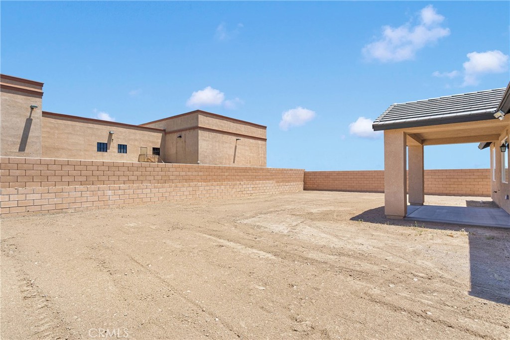Victorville, California, 92395, United States, 3 Bedrooms Bedrooms, ,3 BathroomsBathrooms,Residential,For Sale,1865172