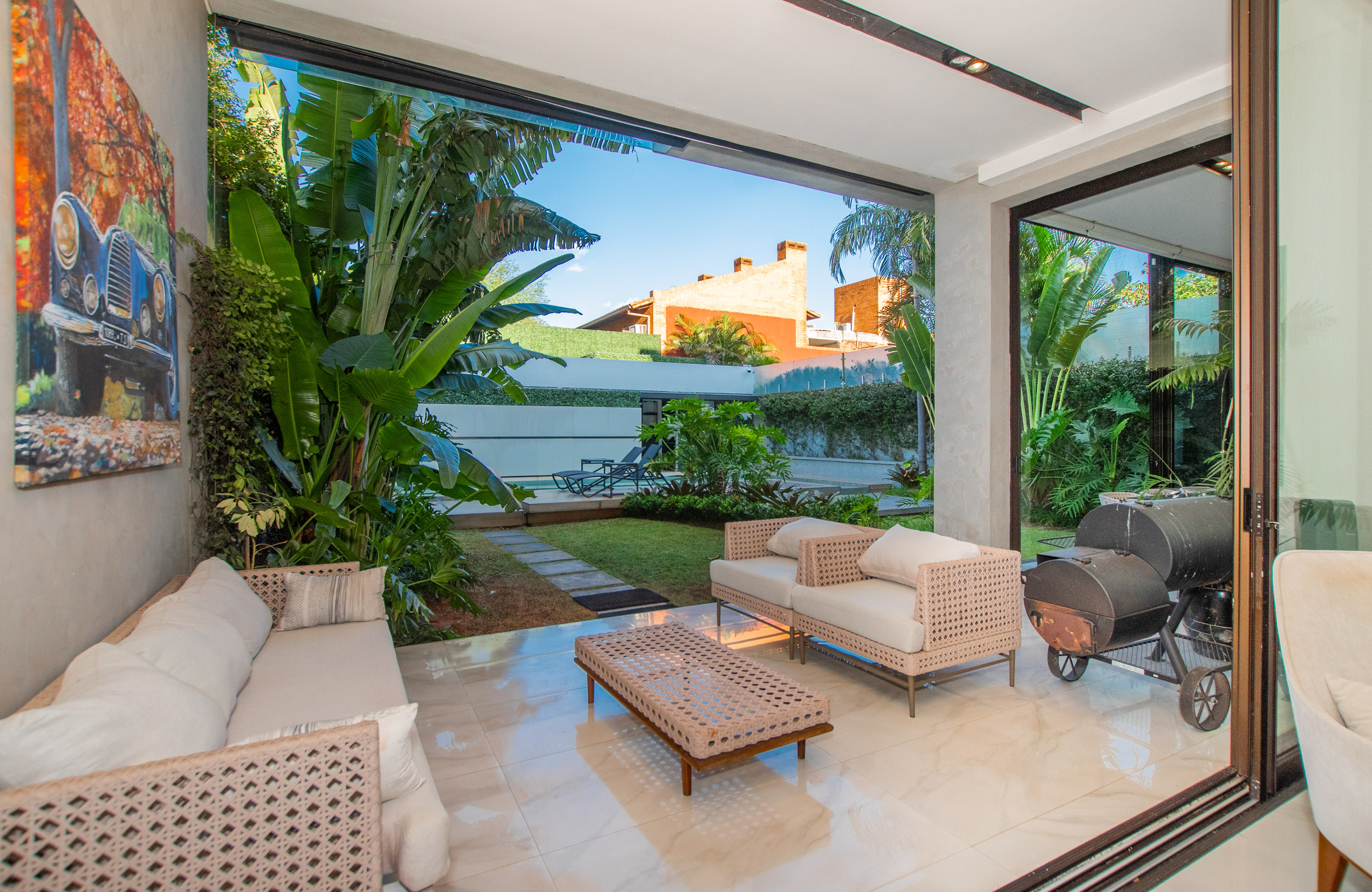  Exclusive Fully Furnished 4-Bedroom En-Suite Residence - 物件實景