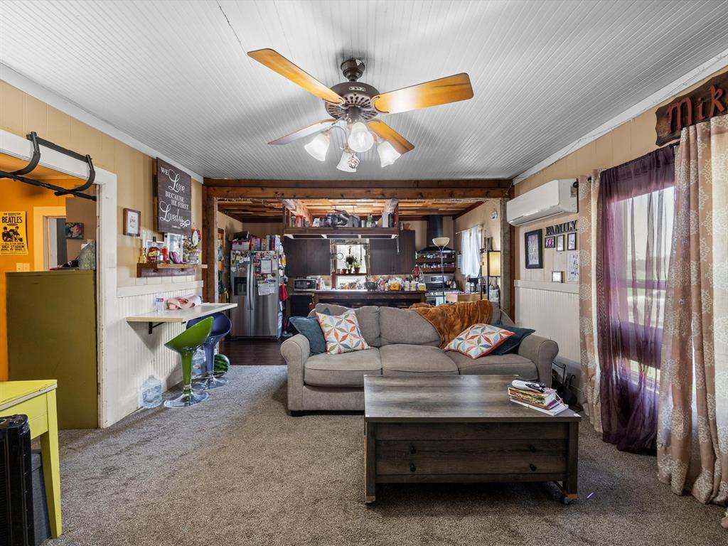 Ennis, Texas, 75119, United States, 3 Bedrooms Bedrooms, ,2 BathroomsBathrooms,Residential,For Sale,1942669