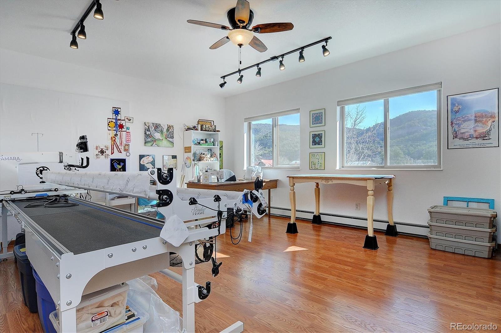 Howard, Colorado, 81233, United States, 4 Bedrooms Bedrooms, ,1 BathroomBathrooms,Residential,For Sale,1921674