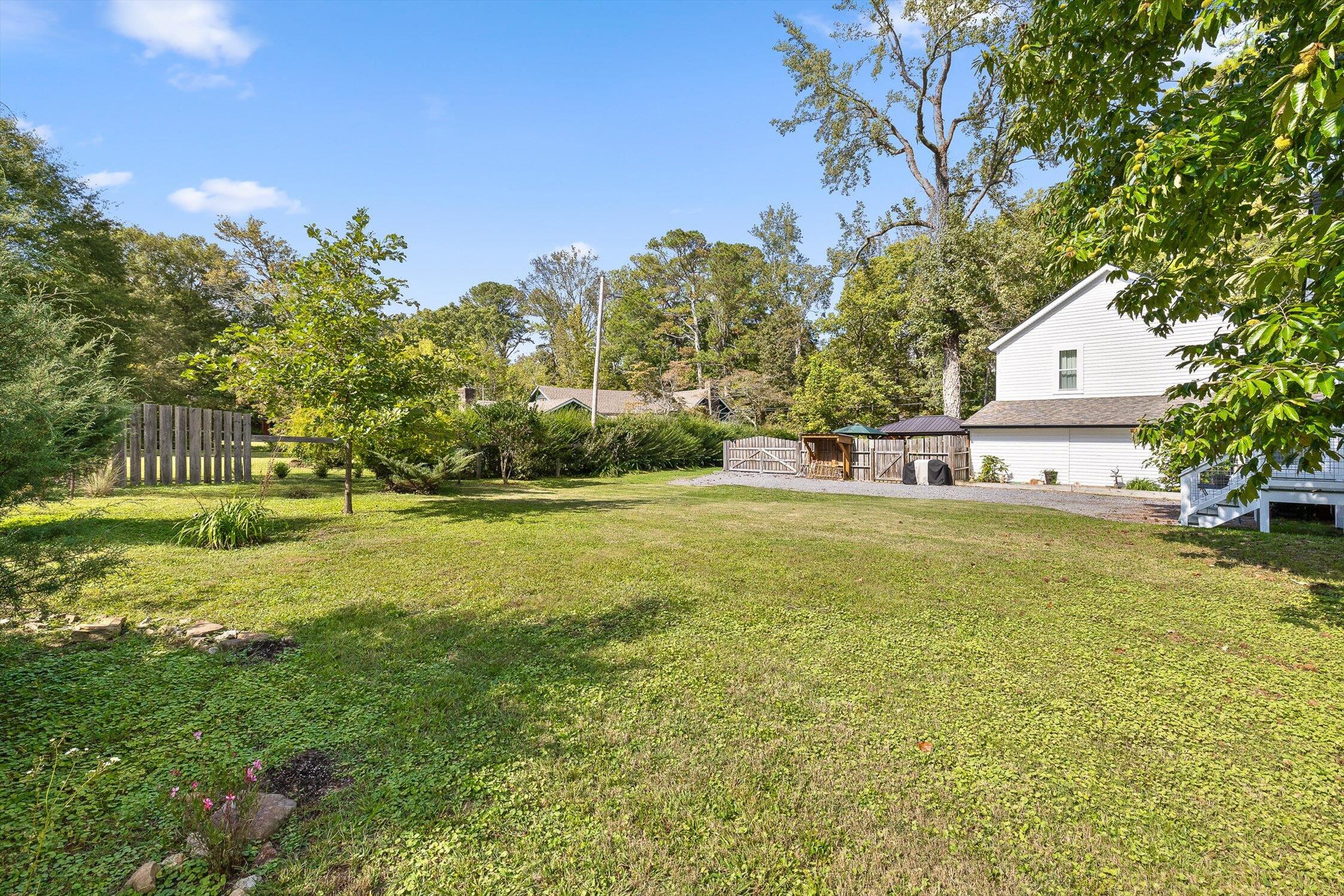 Mentone, Alabama, 35984, United States, 3 Bedrooms Bedrooms, ,2 BathroomsBathrooms,Residential,For Sale,1973723