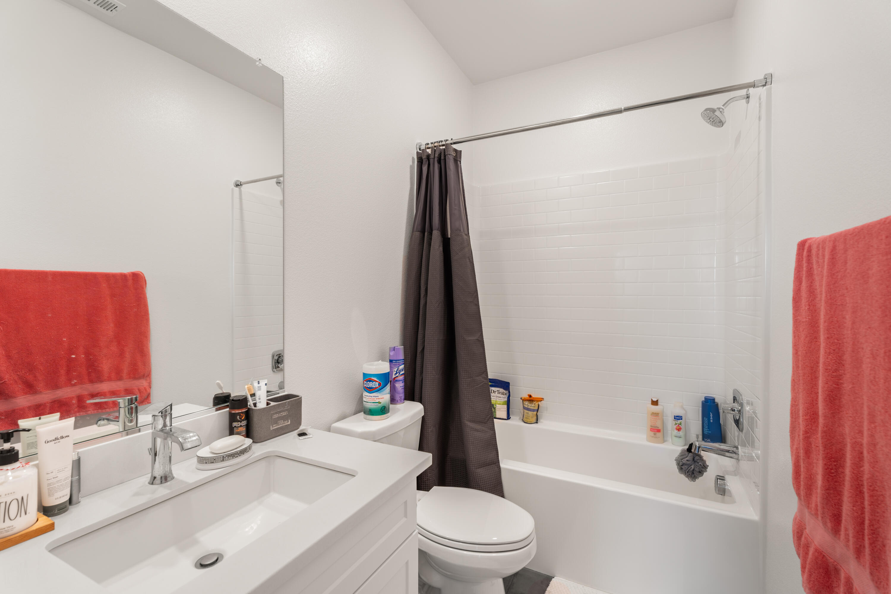 Palm Desert, California, 92211, United States, 3 Bedrooms Bedrooms, ,3 BathroomsBathrooms,Residential,For Sale,1950674