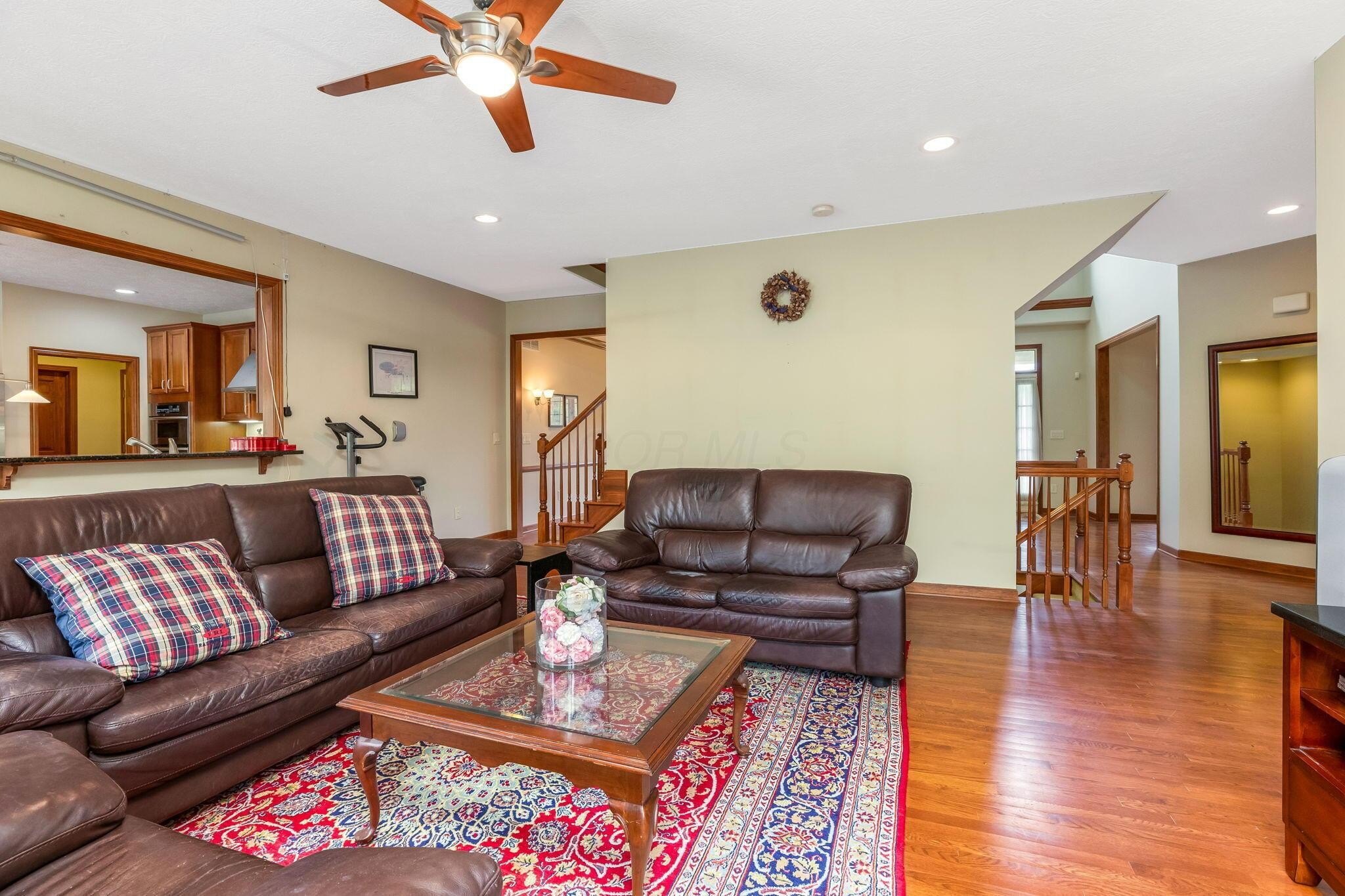 Blacklick, Ohio, 43004, United States, 4 Bedrooms Bedrooms, ,4 BathroomsBathrooms,Residential,For Sale,1860934