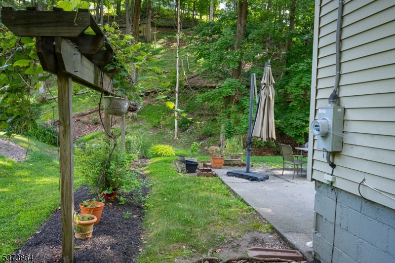 High Bridge Boro, New Jersey, 08829, United States, 4 Bedrooms Bedrooms, ,3 BathroomsBathrooms,Residential,For Sale,1901918