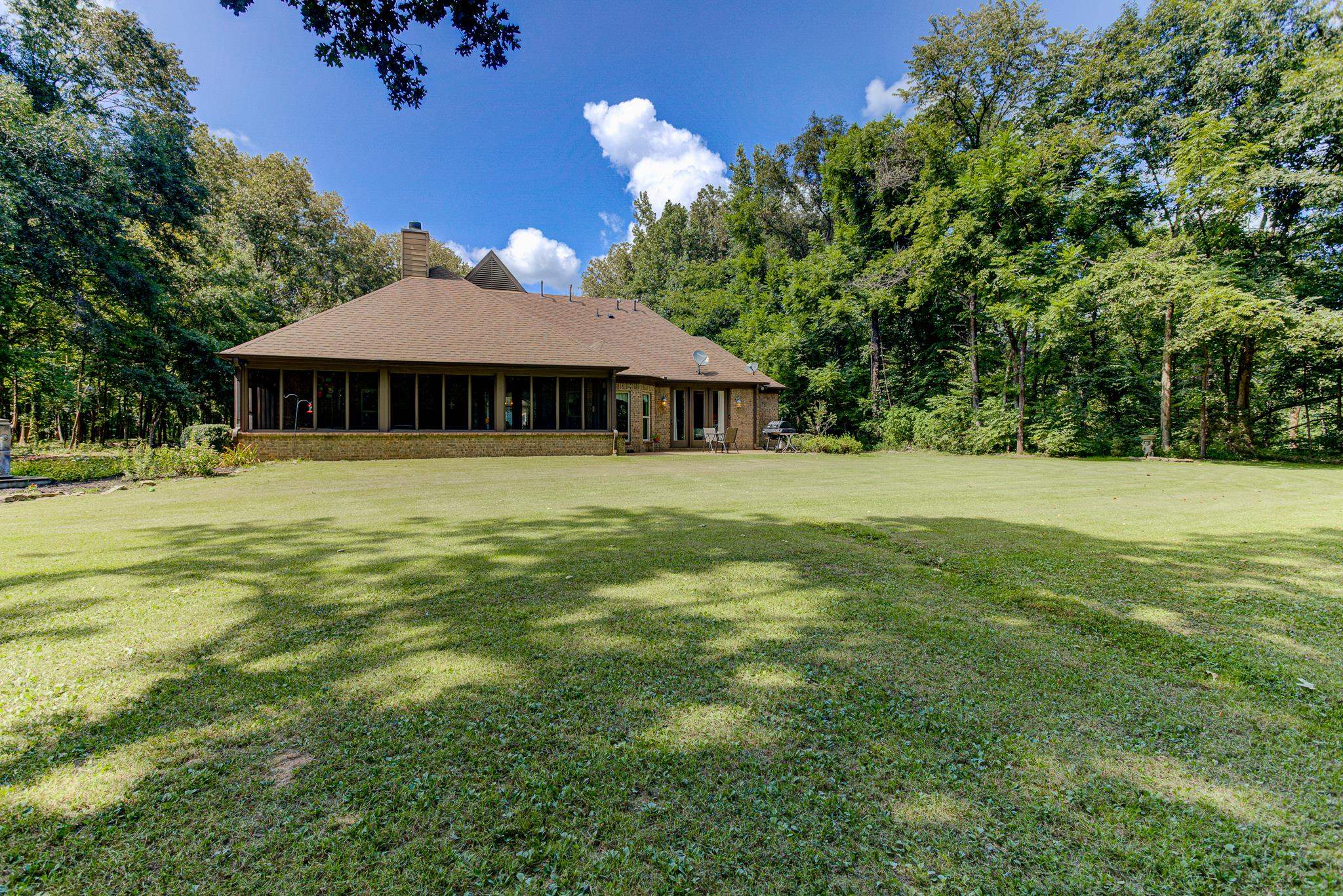 Rossville, Tennessee, 38066, United States, 4 Bedrooms Bedrooms, ,3 BathroomsBathrooms,Residential,For Sale,1901873