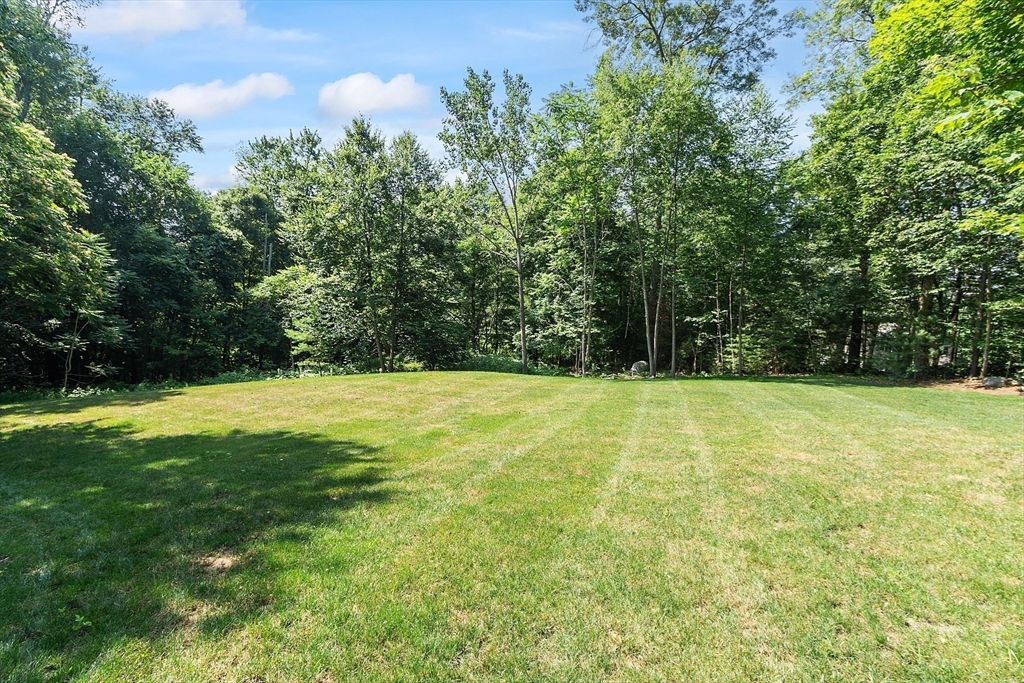 Harvard, Massachusetts, 01451, United States, 4 Bedrooms Bedrooms, ,3 BathroomsBathrooms,Residential,For Sale,1895832
