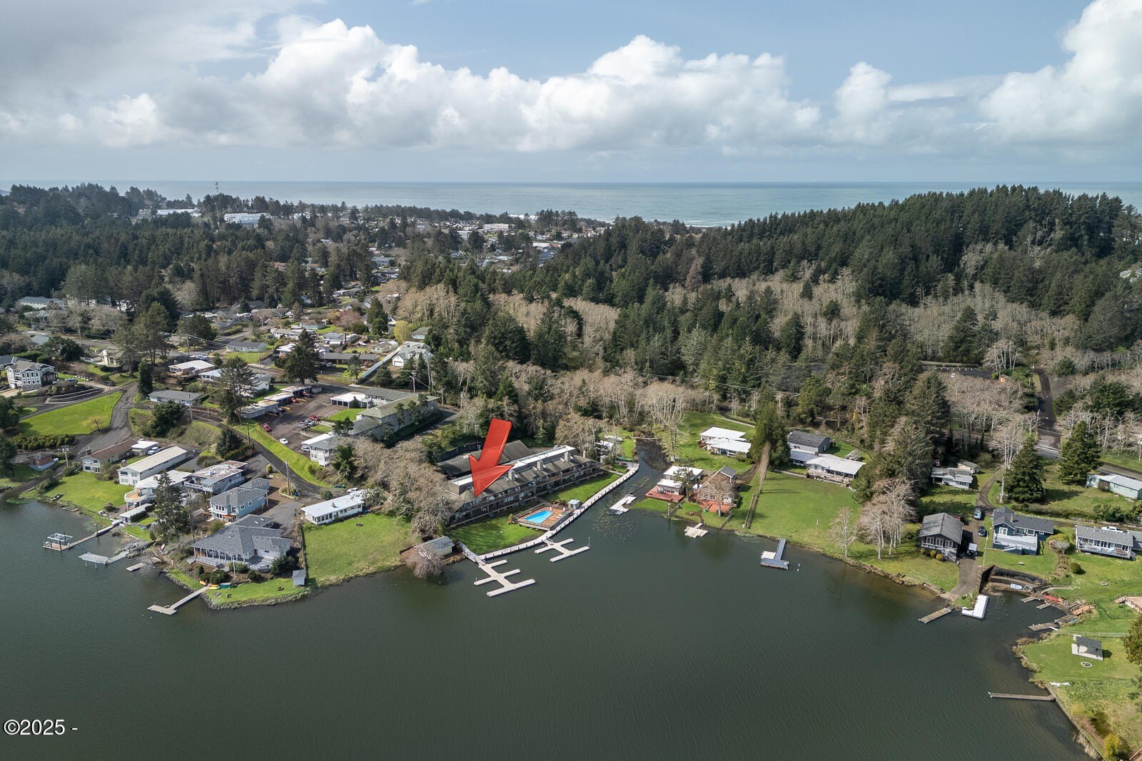 Lincoln City, Oregon, 97367, United States, 3 Bedrooms Bedrooms, ,2 BathroomsBathrooms,Residential,For Sale,1867179