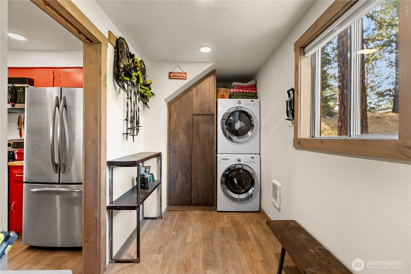 Okanogan, Washington, 98819, United States, 3 Bedrooms Bedrooms, ,1 BathroomBathrooms,Residential,For Sale,1989644