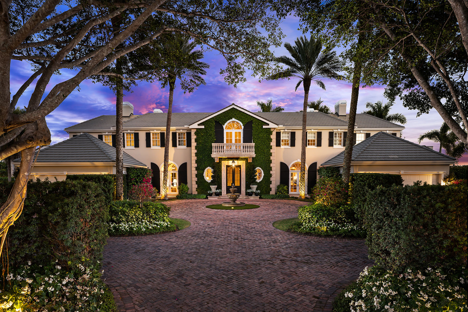 1975 Galleon Drive