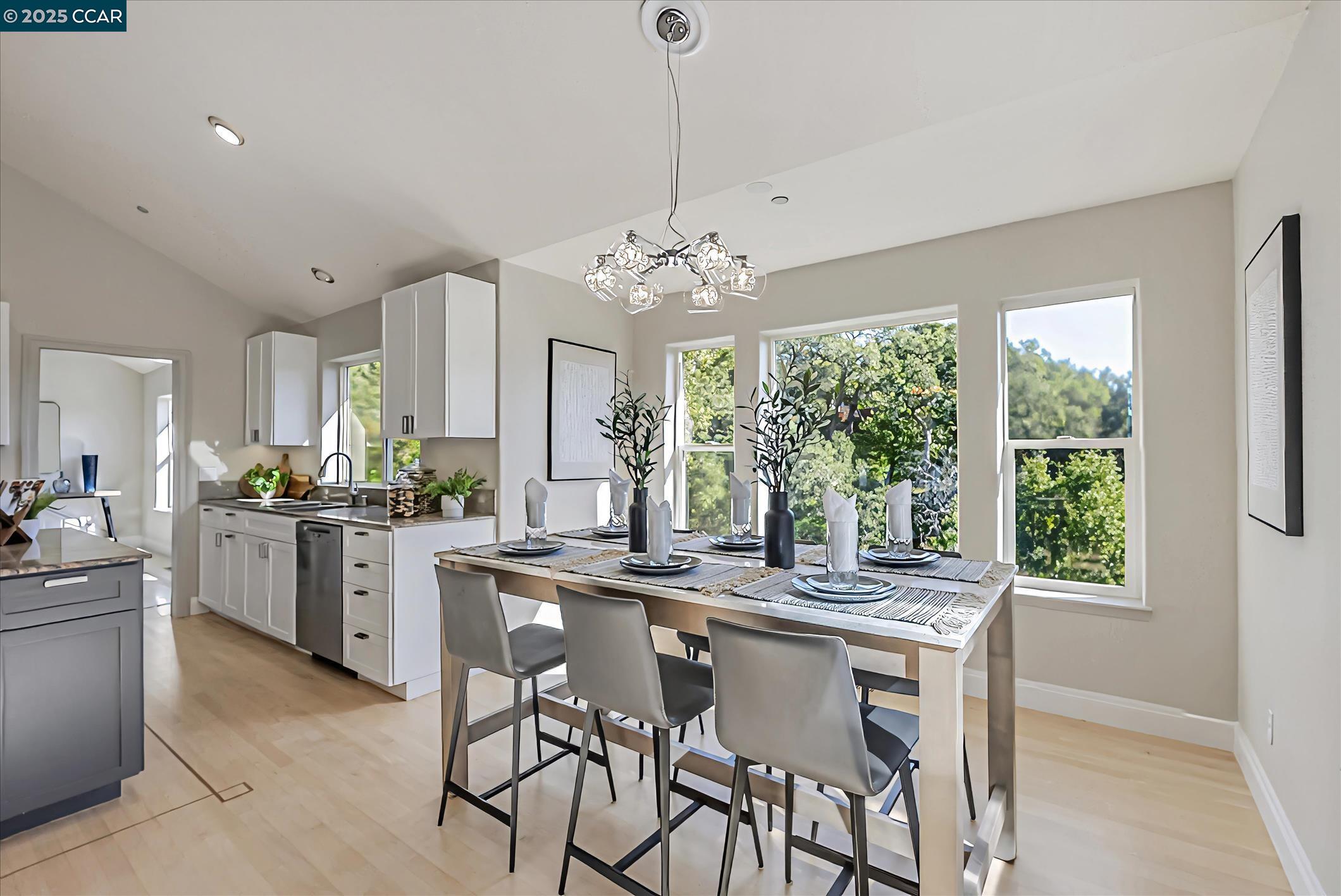 Orinda, California, 94563, United States, 4 Bedrooms Bedrooms, ,3 BathroomsBathrooms,Residential,For Sale,1942237