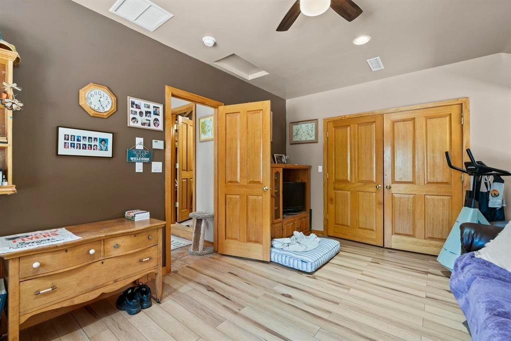 Durango, Colorado, 81301, United States, 3 Bedrooms Bedrooms, ,2 BathroomsBathrooms,Residential,For Sale,1794547