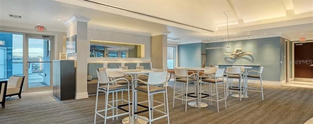 Tampa, Florida, 33602, United States, 2 Bedrooms Bedrooms, ,2 BathroomsBathrooms,Residential,For Sale,1976290