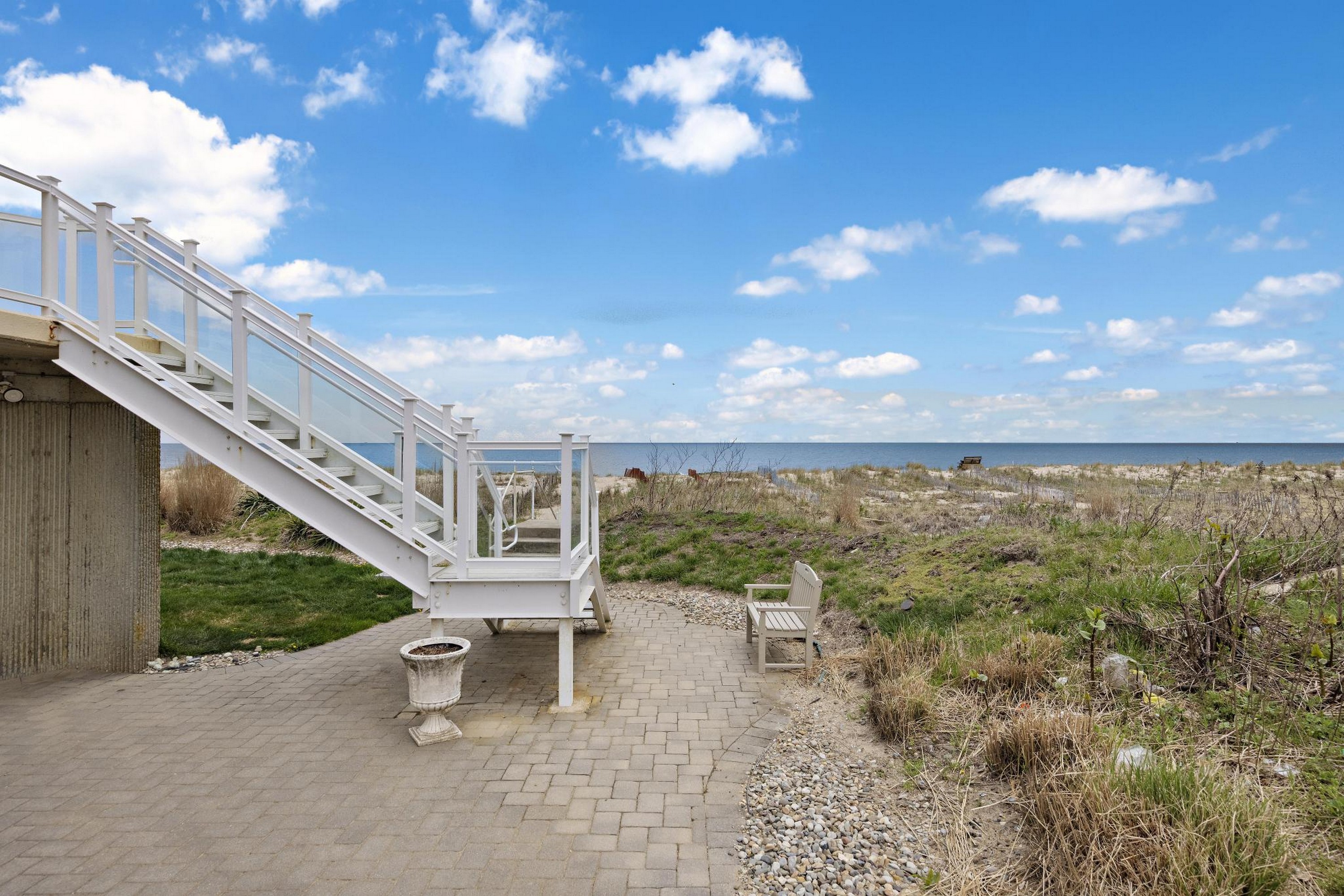  477 Ocean Ave H2 - 物件實景