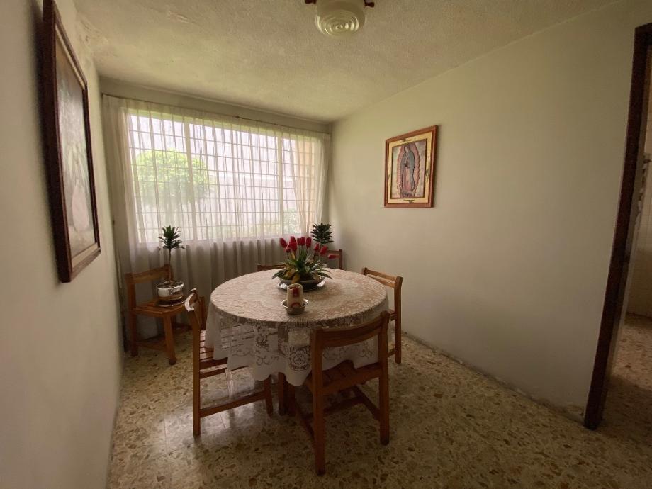 Retorno de Agua Caliente, Naucalpan de Juárez, Estado de méxico, 53910, Mexico, 4 Bedrooms Bedrooms, ,2 BathroomsBathrooms,Residential,For Sale,Retorno de Agua Caliente,1599387