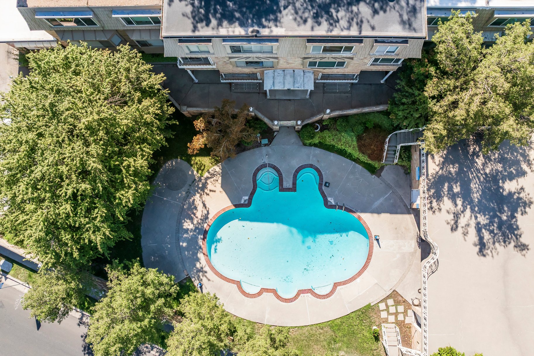  Light-Filled, Remodeled Living in the Heart of Holladay - 物件實景