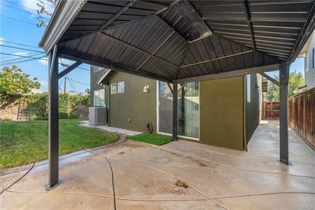 Riverside, California, 92505, United States, 4 Bedrooms Bedrooms, ,3 BathroomsBathrooms,Residential,For Sale,1987373