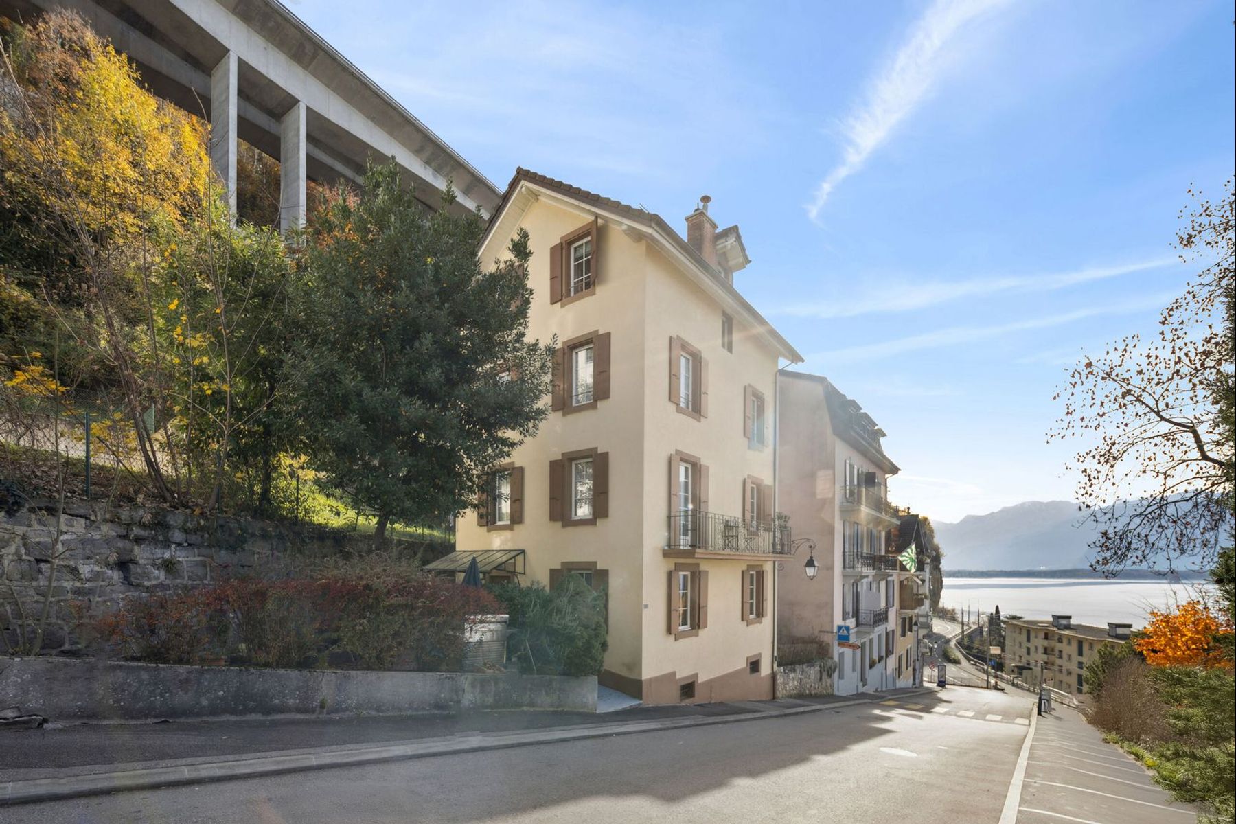  In the heart of Veytaux - Ideally located building - 物件實景