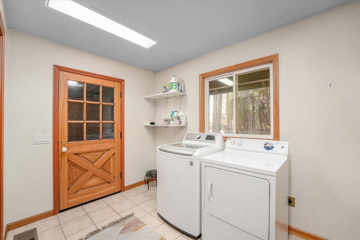 Shingletown, California, 96088, United States, 3 Bedrooms Bedrooms, ,3 BathroomsBathrooms,Residential,For Sale,1986484